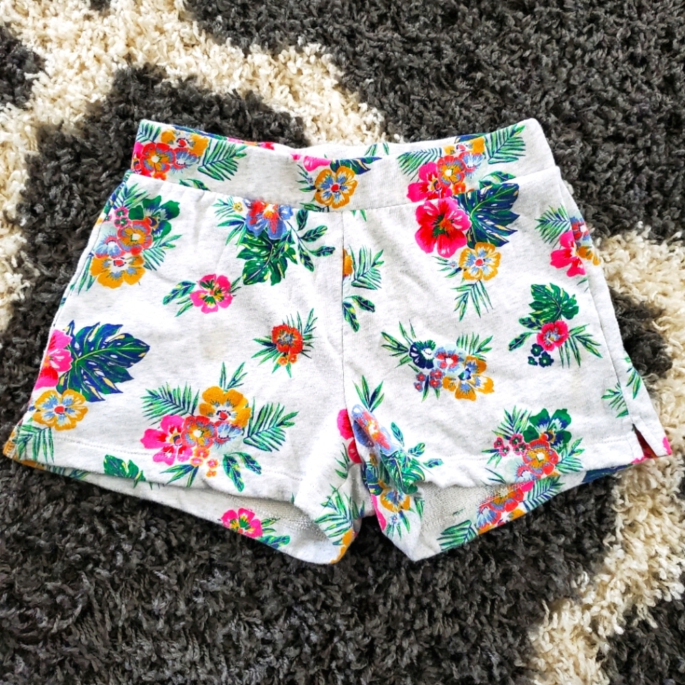 Old Navy floral shorts